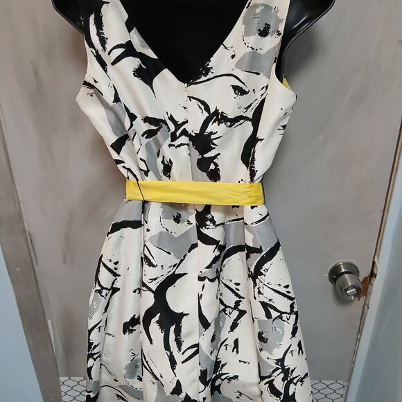 Robbie Bee Abstract Retro Dress - Picture 3 of 11